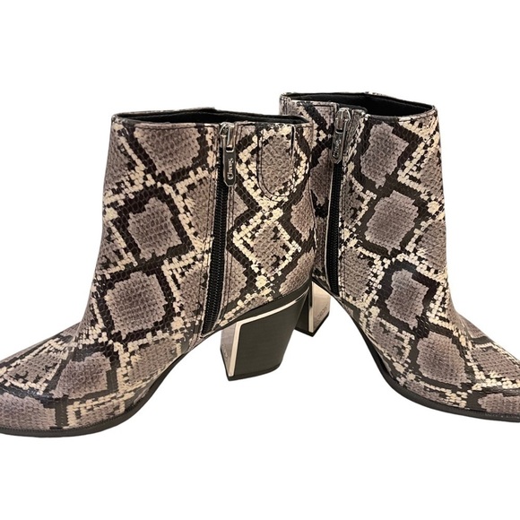 Women’s CIRCUS By SAM EDELMAN Snakeskin Heeled Boots Booties - Picture 4 of 8